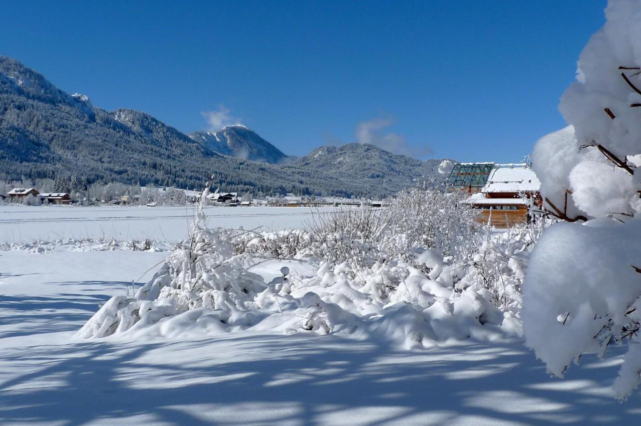 Seehotel Enzian Weissensee Εξωτερικό φωτογραφία