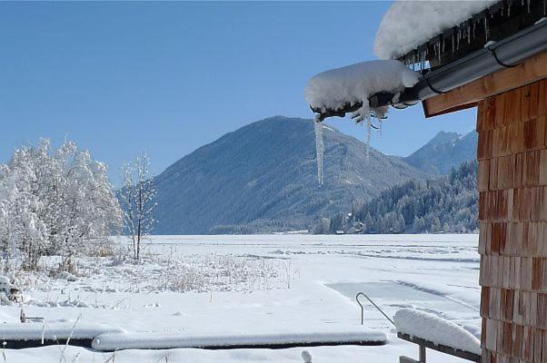 Seehotel Enzian Weissensee Εξωτερικό φωτογραφία