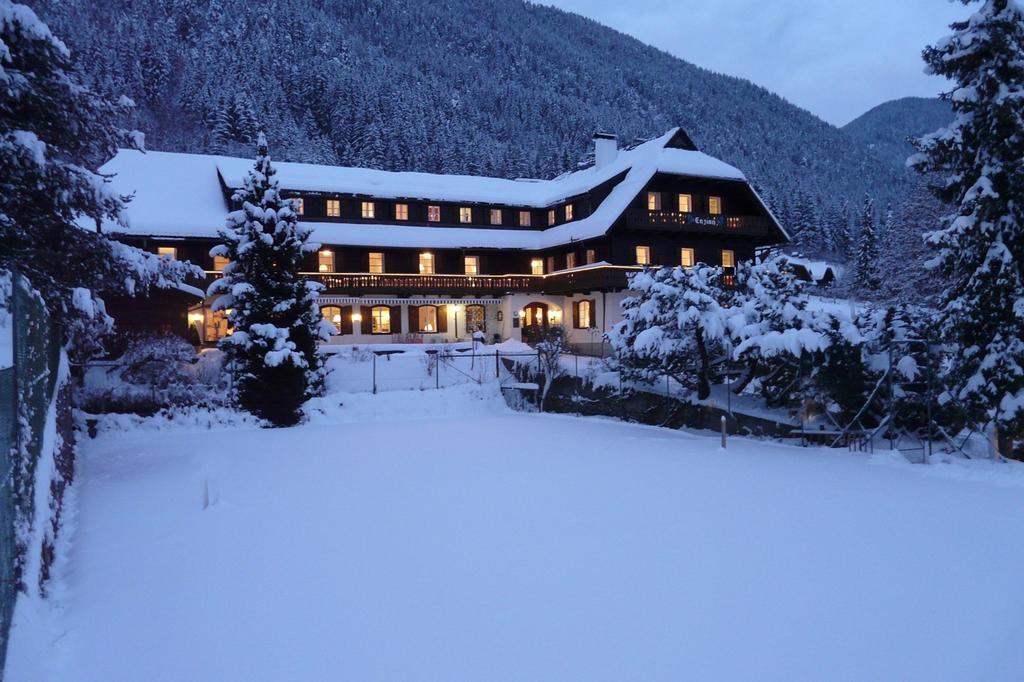 Seehotel Enzian Weissensee Εξωτερικό φωτογραφία
