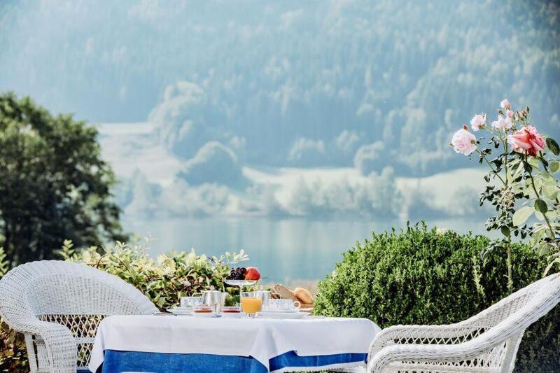 Seehotel Enzian Weissensee Εξωτερικό φωτογραφία